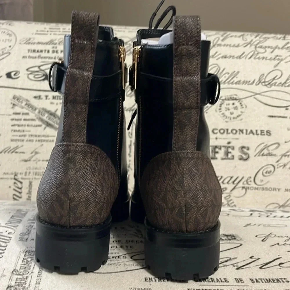 *Final Price* Michael Kors Reed Lace Up Boots black/brown gold logo NEW Size 7.5 - Picture 5 of 7